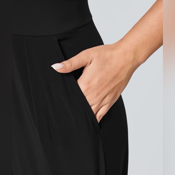 NEW HALARA Breezeful™ Wide Leg Resort Slip Black Women's Jumpsuit Sz XS - Picture 6 of 14